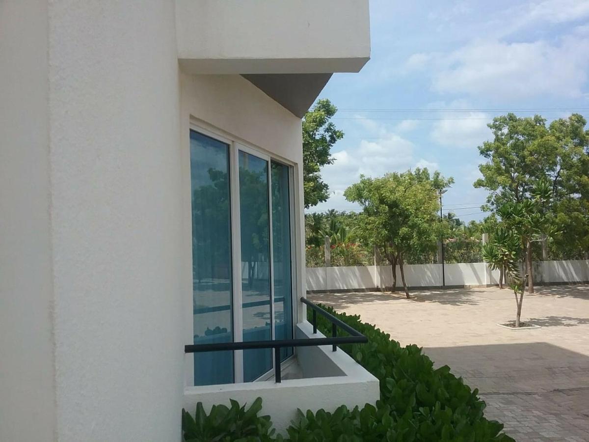 Trincomalee Ocean Front Condos Εξωτερικό φωτογραφία
